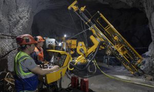 maden sektöründe otomasyon konusu türkiye’de hızla vücut buluyor. i̇lk otomasyon örnekleri bazı madenlerde kurulmaya başlandı.